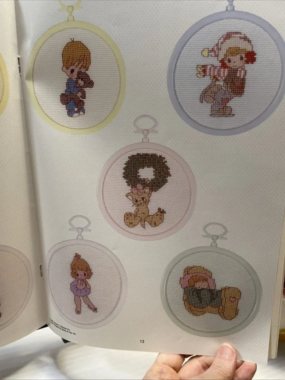 Precious Moments in Miniature Cross Stitch Booklet 1989 by Gloria & Pat - EUC
